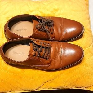 HAWKER RYE SHOES SIZE 9